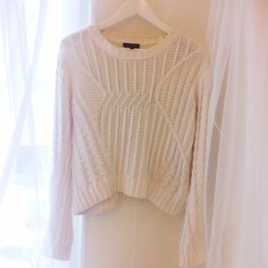 Stickad tröja från Topshop, knappt använd! - Stickad tröja från Topshop, knappt använd!