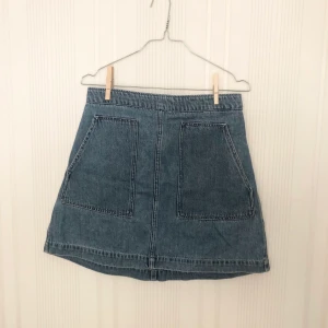 Jeans kjol - Köparen står för frakten🌟