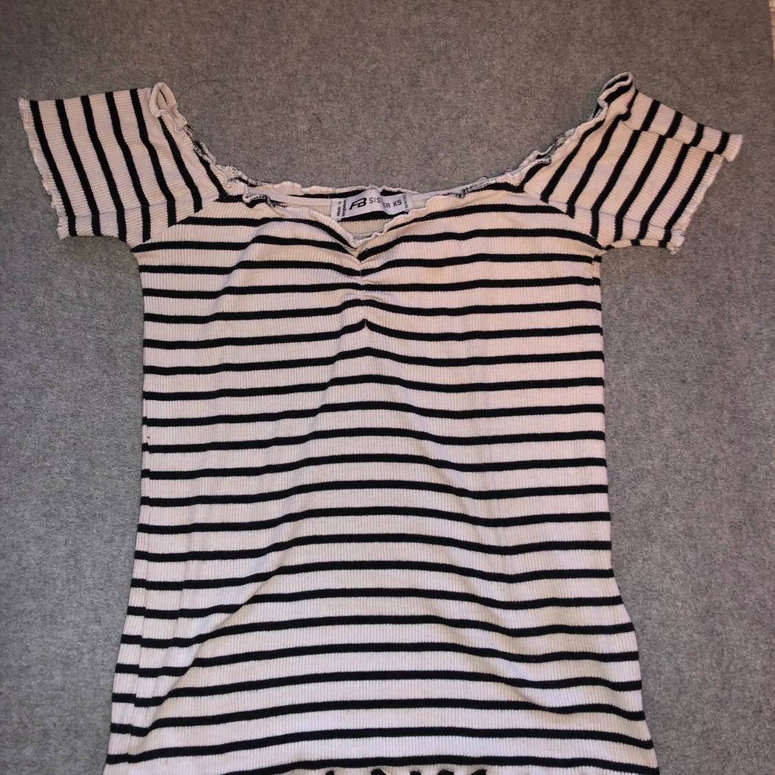 Off shoulder topp - 90