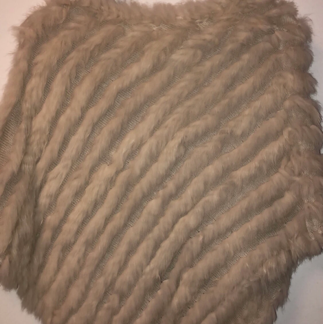 Kanin päls 150kr - 91