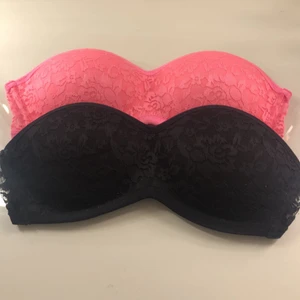 2 bandeau bhar  - knappt använda, säljer pga för små för mig, lite push up köparen står för frakt