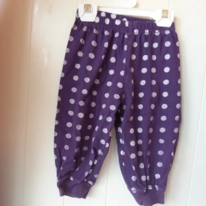  - Barnbyxa i storlek 86/92 