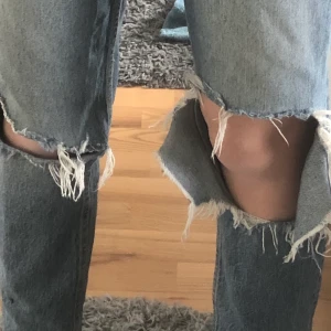 Blåa Jeans - FRAKT INGÅR INTE I PRISET!