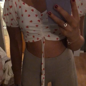 Topp ifrån PLT storlek 8 - Om för att buda❤️🤗