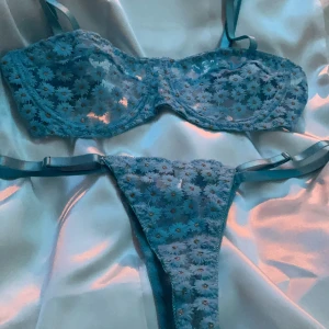 Underklädesset - Superfint underklädesset, men tyvärr köpt i fel storlek. Det är helt nytt och trosorna har inte testats på💕