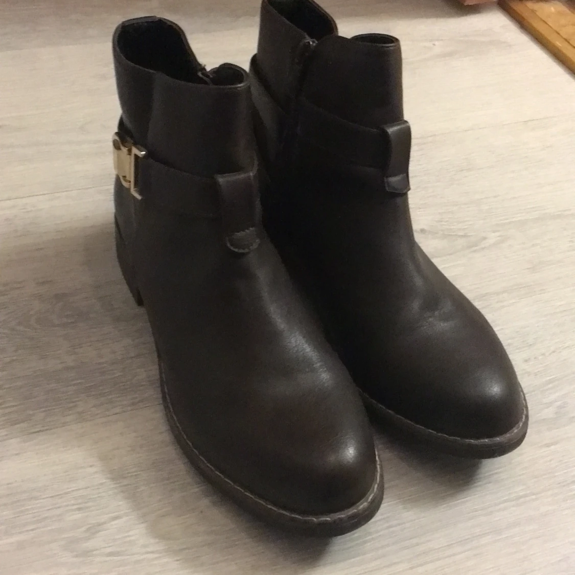 Skor brun str 40 - 90