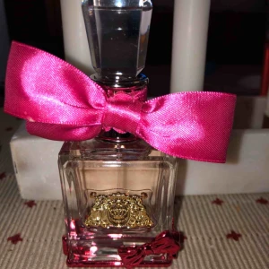  - Viva la juicy Bowdacious  30 ml, lite använd  Bjuder på frakt vid snabb affär, annars tillkommer 42 kr 