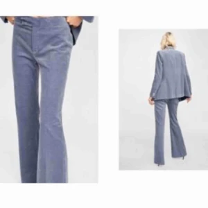  - Gråa manchesterbyxor från Zara. Använda fåtal gånger. Fick ingen bra bild därav bara från Zarah hemsida. 