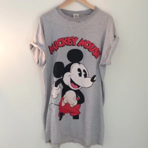  - Oversize t-shirt i 100 % bomull
