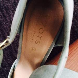 Jättefina skor, haft bara en gång,köpte i Norge, 
#Skor #shoe #colour #bluecolour #