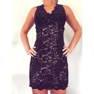  - Klänning från Michelle Couture
Använd vid ett tillfälle
Perfekt till bal eller fest 
Extra tyg för eventuellt framtida lagning 
🎀