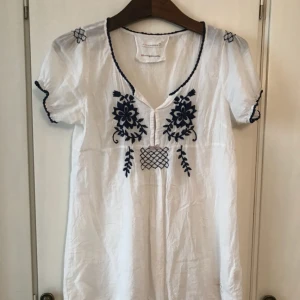  - Odd Molly blus i storlek 3 , mkt bra skick 