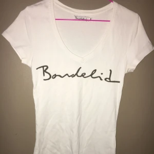  - Bondelid tröja, väl använd!