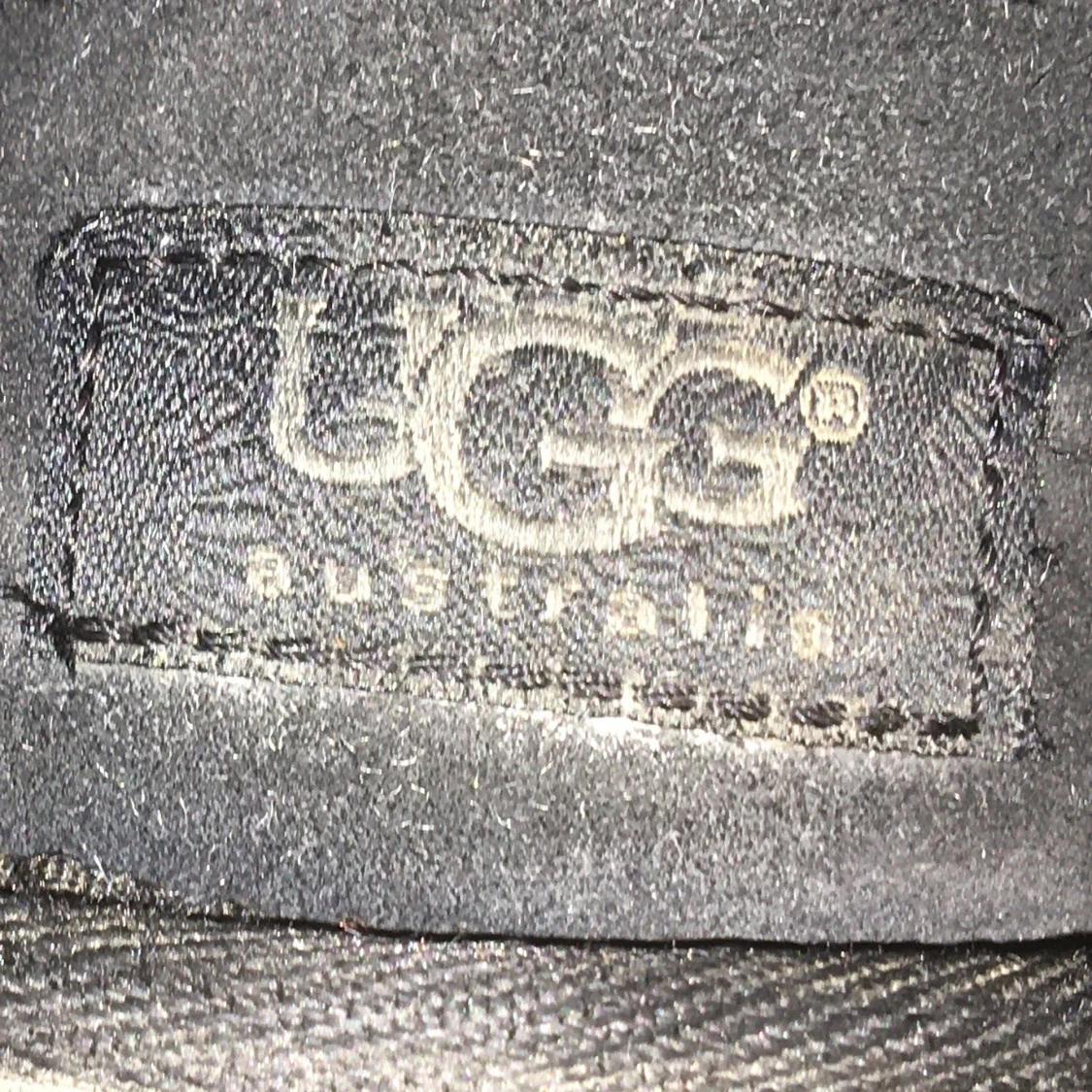 Äkta, svarta UGGs - 91