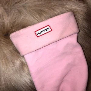Rosa hunter sockor, storlek 39/40 - Säljer ett par hunter sockor i bra skick! 
