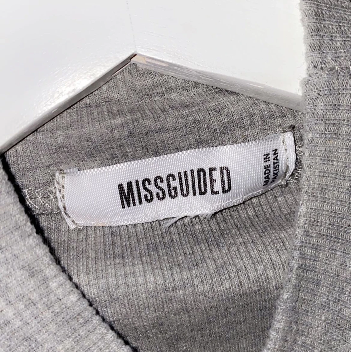 Missguided tröja, storlek S/M kan  - 91