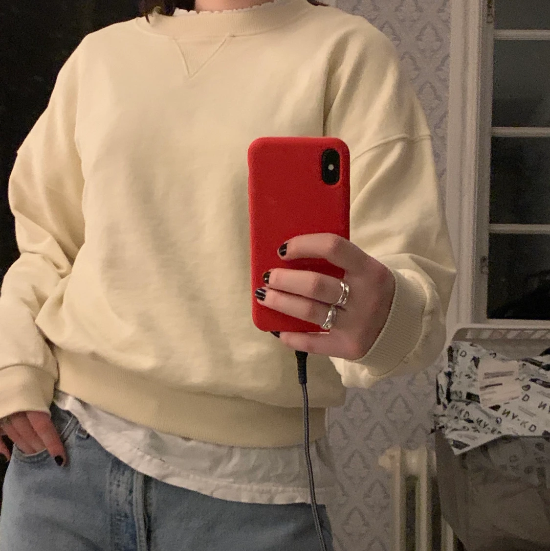 Sweatshirt i offwhite färg