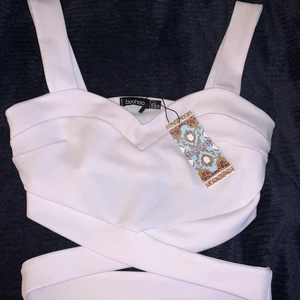 Kort partytopp  - Helt ny oanvänd