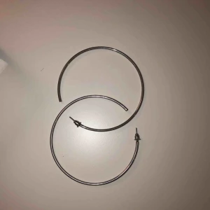  - Stora örhängen ringar/hoops