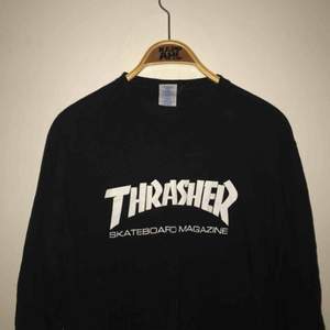 Svart (FAKE) Thrasher, dock i bra kvalitet! Långärmad t-shirt 🥳
