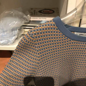  - Topp från zara. Som ny 