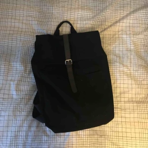  - Rymlig ryggsäck från Granit i fint skick. 