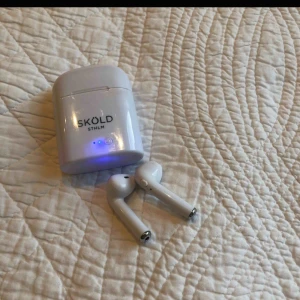  - Air pods från Sköld Sthlm