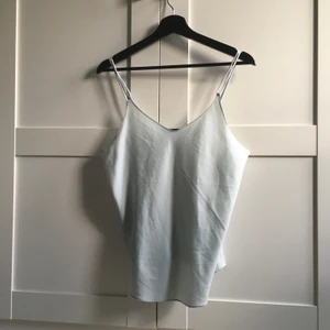 Linne Bikbok S - Tunt fint linne perfekt till sommaren, mycket bra skick, frakt tillkommer🌻