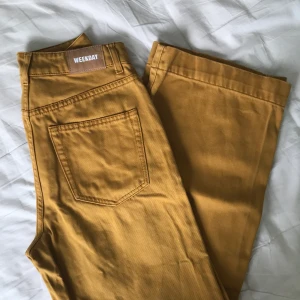 Weekday jeans - Se bilder