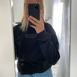 Tröja från nakd  - Oversize sweatshirt från nakd den är lite större än på bilden om man inte viker in den, storlek xxs | 80kr +frakt 