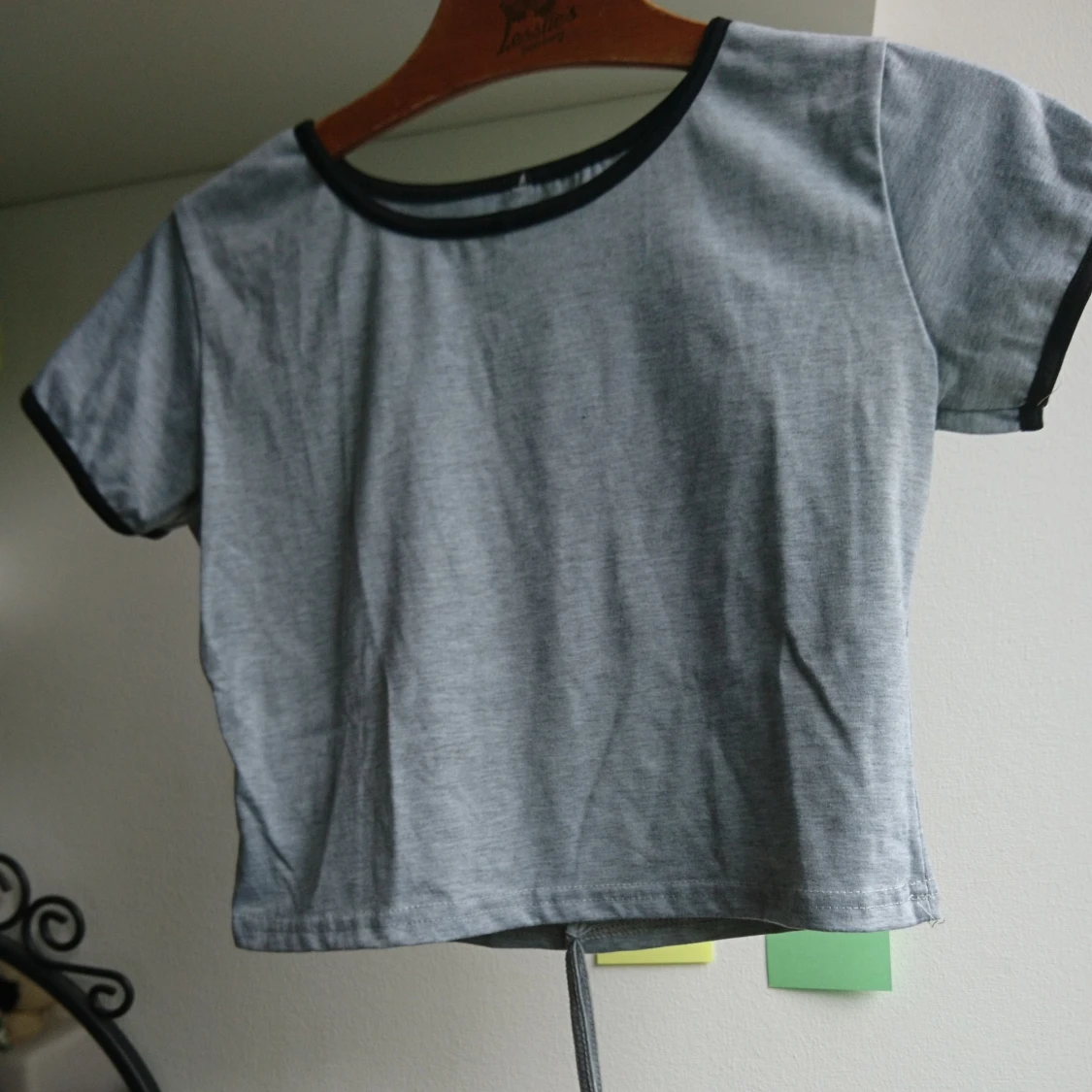 Crop top med snörning - 90