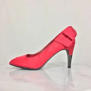 Heels - These amazing heels from Tesori are in perfect condition! Size 39. Open toe. The original price where 70€. Heel length 8.5cm  The sole 26cm