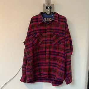 Pink flannel, oversized  - Oversized pink flannel that I thrifted 2 years ago and will no longer wear . The shipping is not included in the price 