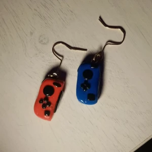 Nintendo switch handmade earrings 🎮 - handmade earrings made by me / charm size 2cm/ shipping 15kr