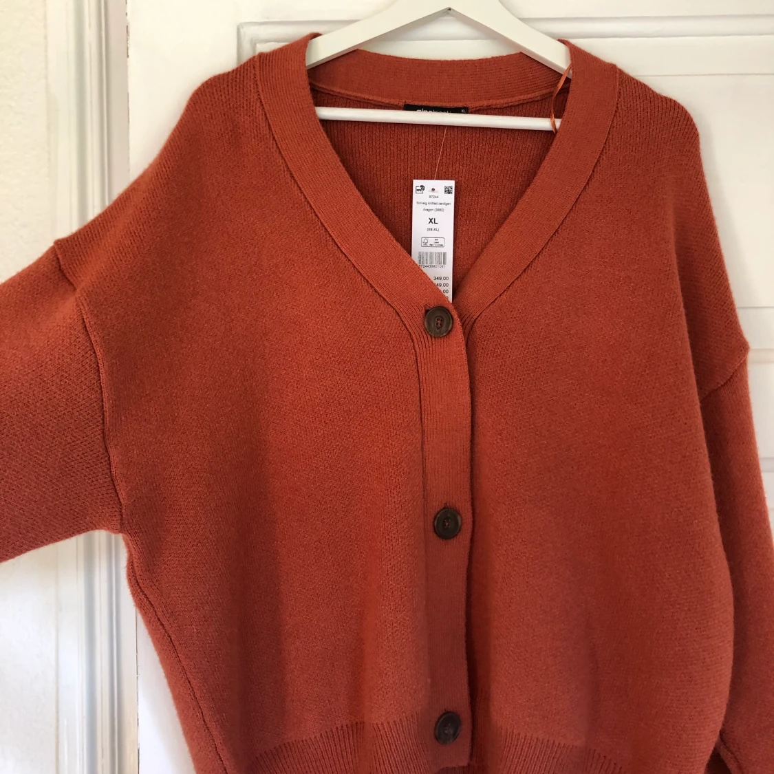 Kofta Gina Tricot - 90