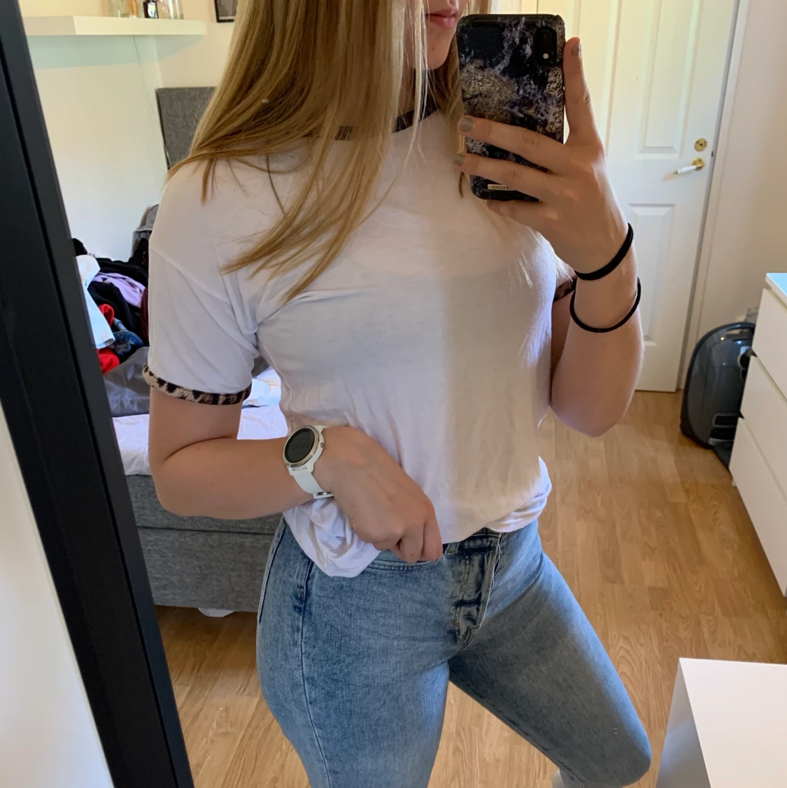 Basic Thierry med leopard detaljer 