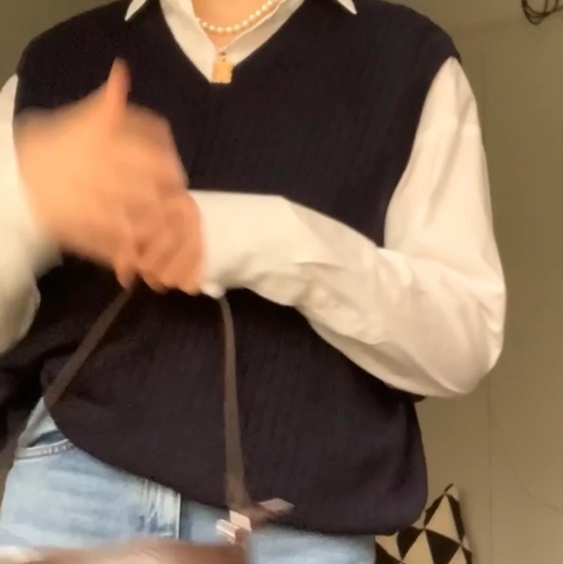 marinblå ribbad väst✨🌻☀️ - 90