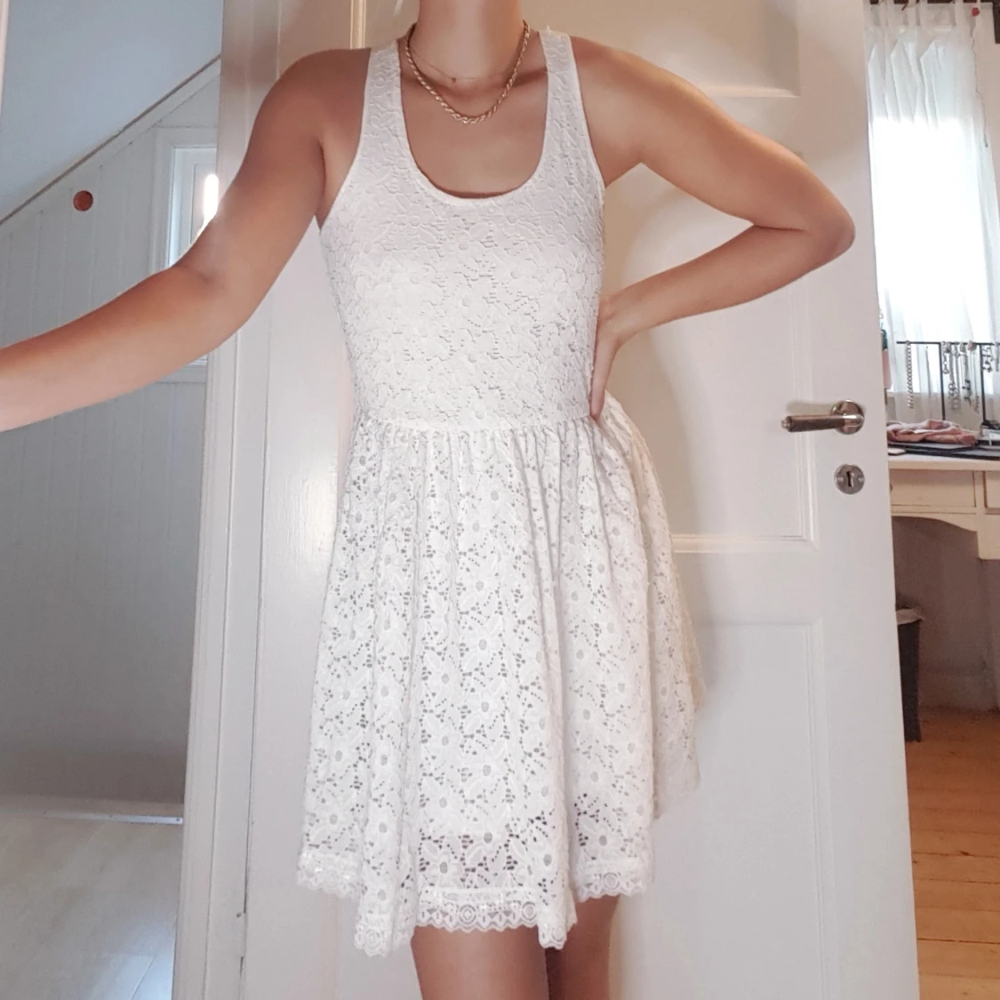 Vit spetsklänning
