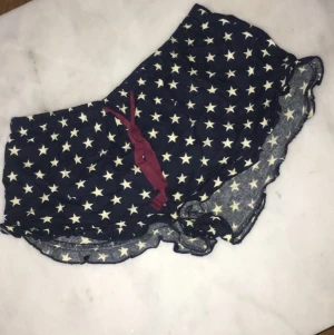 PYJAMAS SHORTS GINA / storlek XS - 50 riksdaler tack! Köparen står för frakten :) 