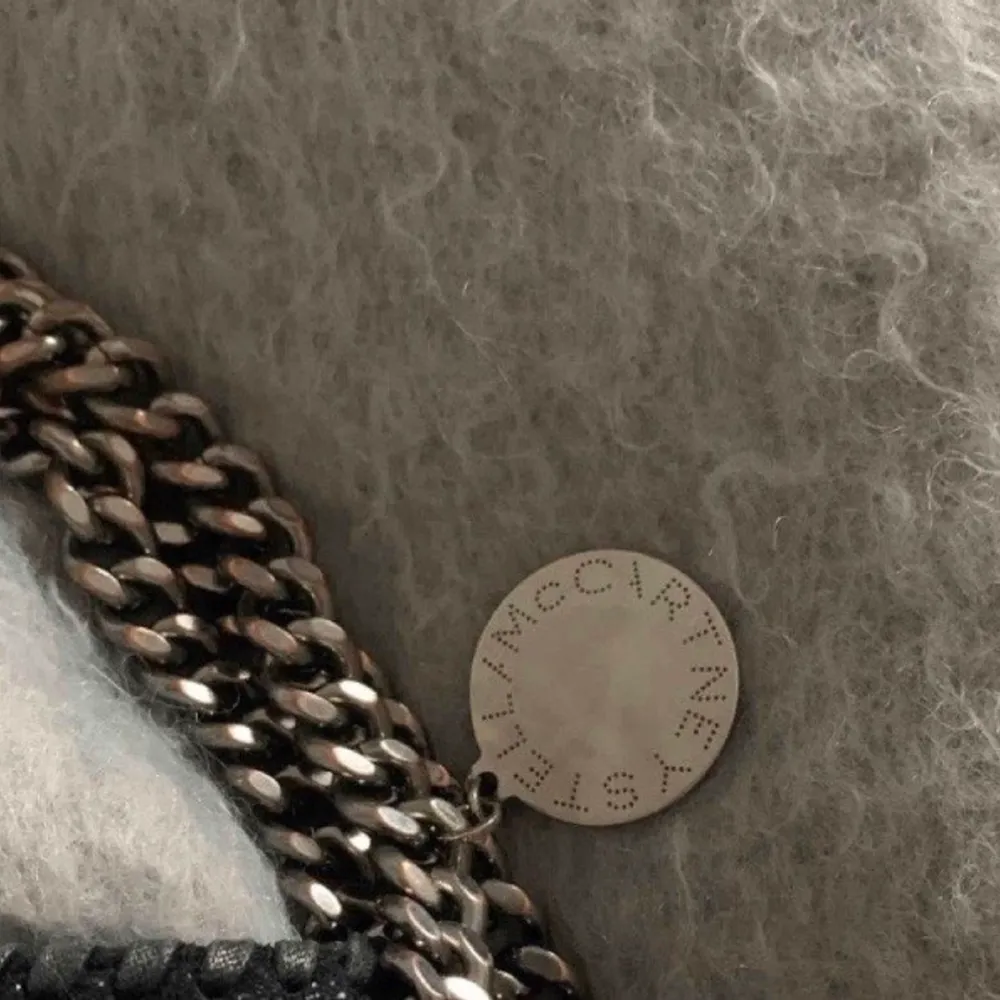 Stella McCartney väska falabella . Asusteet.