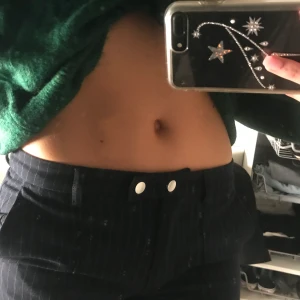 Kostym byxor - Jätte sköna och snygga kostymbyxor från mango. Frakt 63