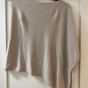 Poncho - Beige poncho