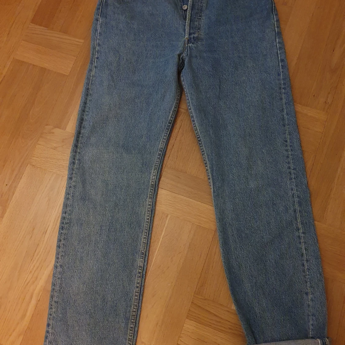 Vintage levis jeans hög midja w 34 l 32 blå färg