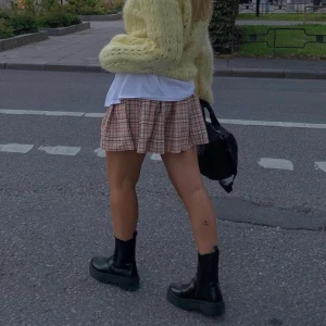 Boots - Säljer dessa såå snygga och trendiga boots från booho då de var i fel storlek! Frakt tillkommer👊🏼