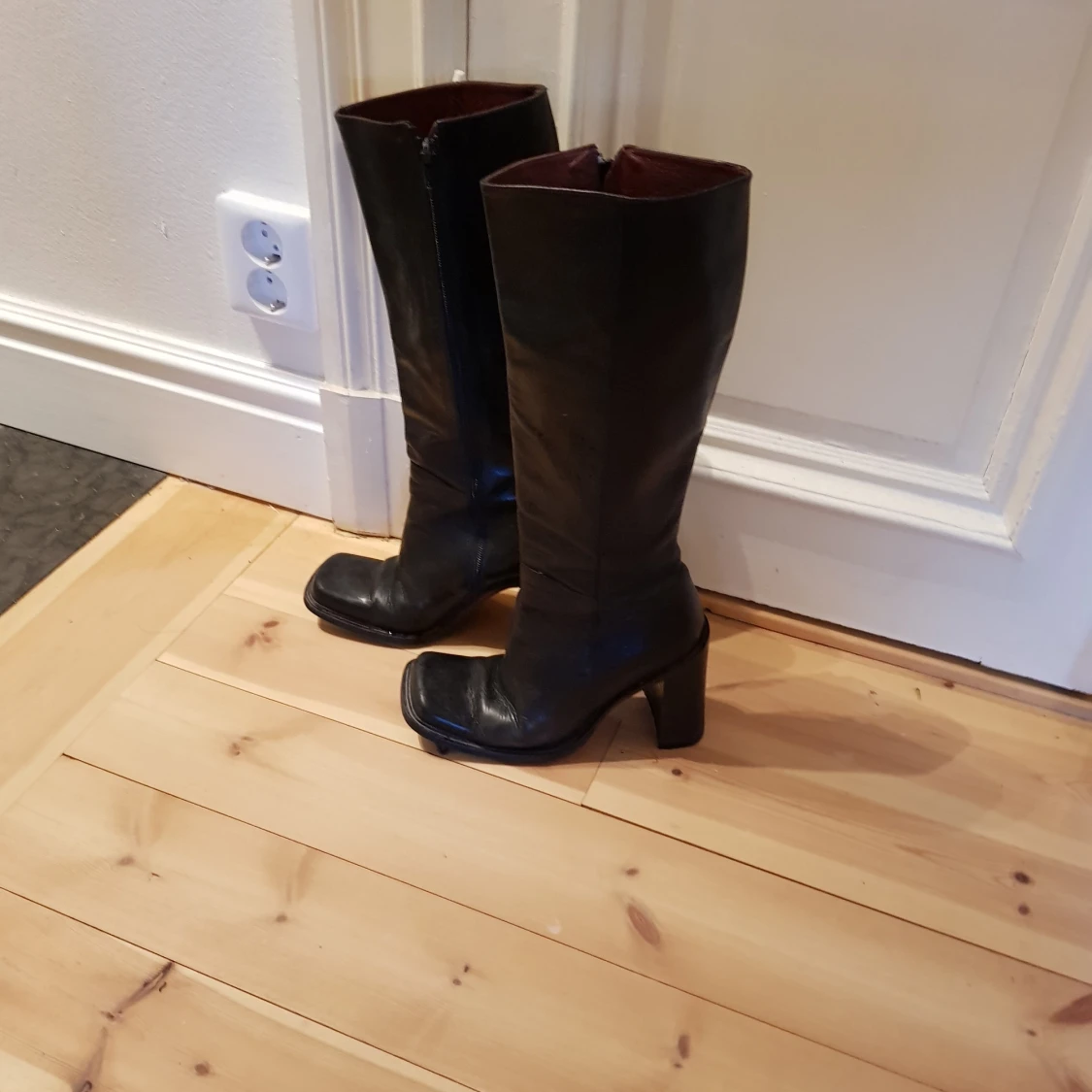 Skinnstövlar 70-talsstil - 90