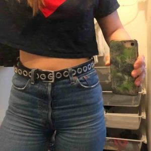  - Snyggt skärp från Bershka använt endast en gång så i bra skick. Frakt tillkommer.