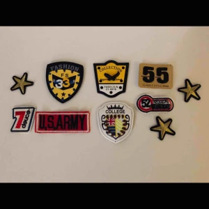 Patches - Jättefina patches som går att sy på! :) (10 st totalt) Möts gärna i Stockholm annars kostar frakt 10kr 💕 (Andra bilden är för att kunna jämföra storleken på tygmärken) Alla säljs tillsammans