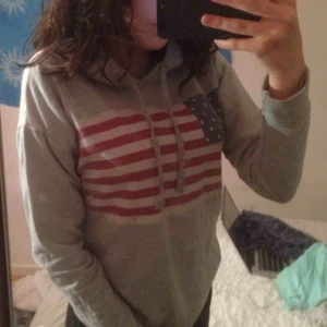  - super skön hoodie , fint skick