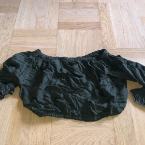 Köpt utomlands  - Fin tröja köpt utomlands säljer för 20kr!