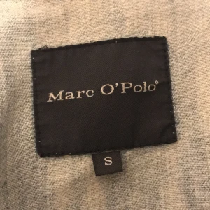 Jeansjacka - Använd endast 3 gånger, bra skick. 